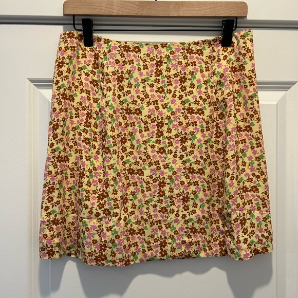 Mango Floral Lucy Mini Skirt Size Medium - Picture 1 of 6